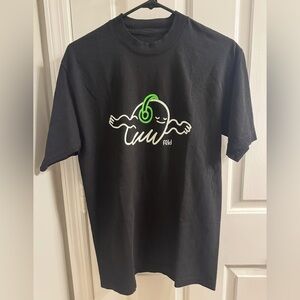 Feid Ghost “ No Hay Luz Sin Oscuridad” T-Shirt Size Small